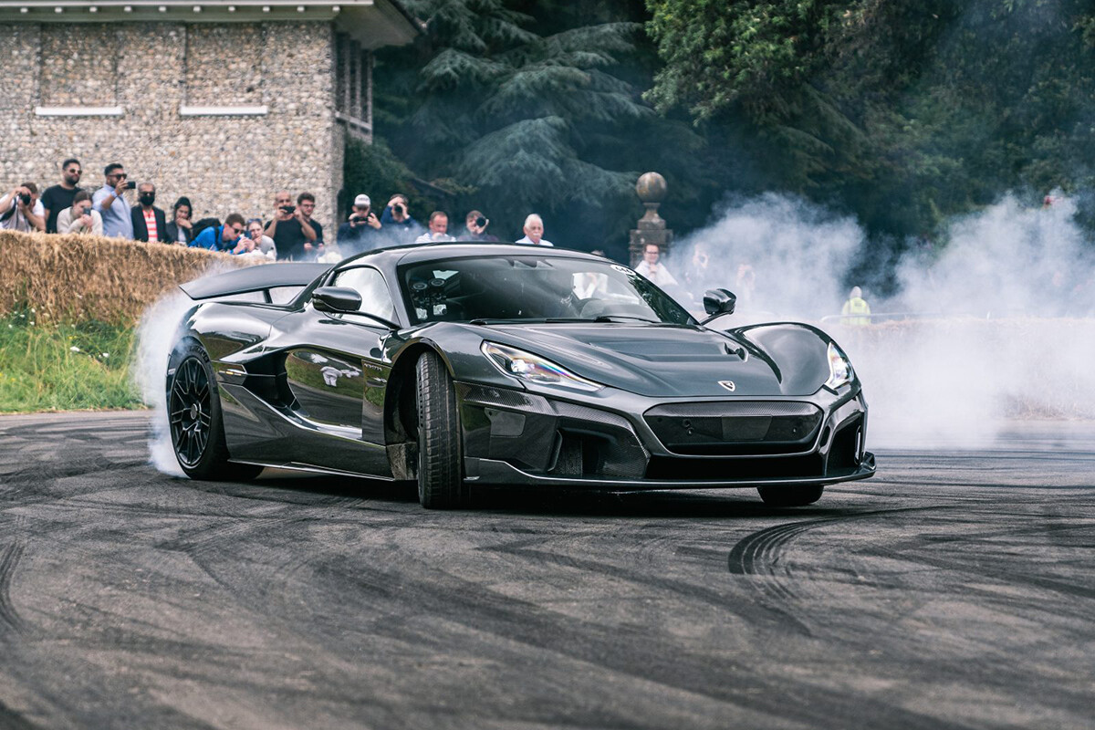 【また中国メーカーが新記録】BYD「ヤンワンU9」が472km/h達成！ リマックを抜き世界最速EVの座を更新