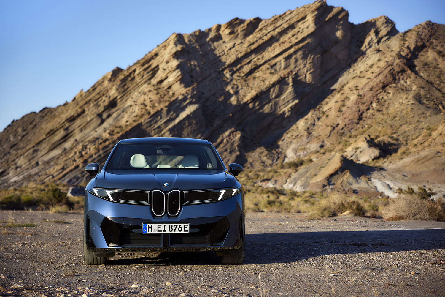 新型BMW「iX3」発表。航続800km、470ps＆645Nmの「ノイエ・クラッセ」第一弾は2025年後半から量産開始か