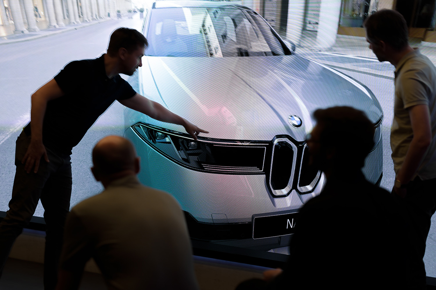 新型BMW「iX3」発表。航続800km、470ps＆645Nmの「ノイエ・クラッセ」第一弾は2025年後半から量産開始か