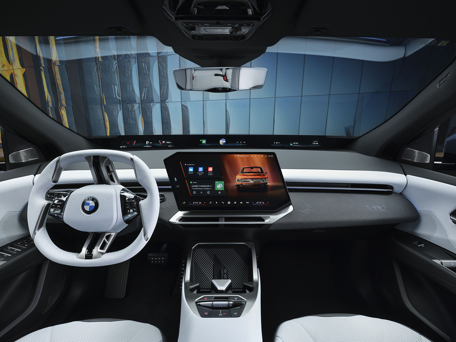 新型BMW「iX3」発表。航続800km、470ps＆645Nmの「ノイエ・クラッセ」第一弾は2025年後半から量産開始か
