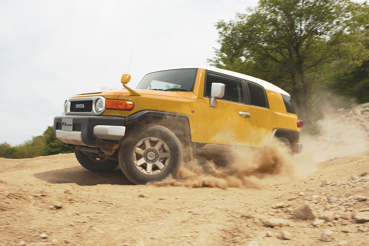 【なぜ“FJ”と名乗るのか？】ランクル4兄弟の末っ子だけが数字ではない理由。トヨタ「ランドクルーザーFJ」の名称に隠された70年の歴史を紐解く