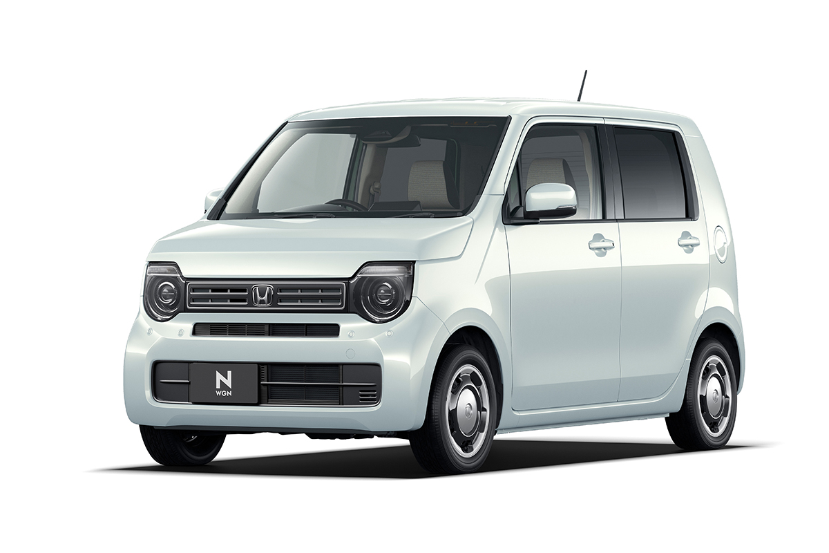 【隠れた実力派の進化】ホンダ「N-WGN」が一部改良で新グレード追加や液晶メーター採用。一方、グレード再編により価格は上昇…157万6300<span class=