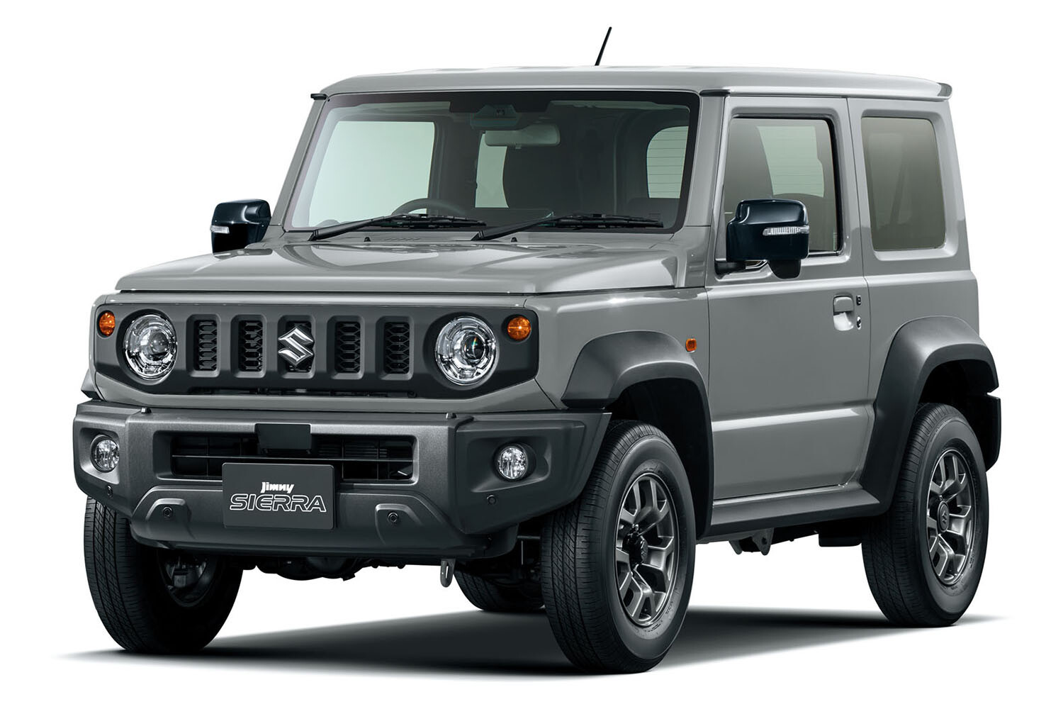 「ジムニー／ジムニーシエラ」一部改良に賛否。安全性能向上は評価されるも、ユーザーはAT／MTが同価格に納得いかず？