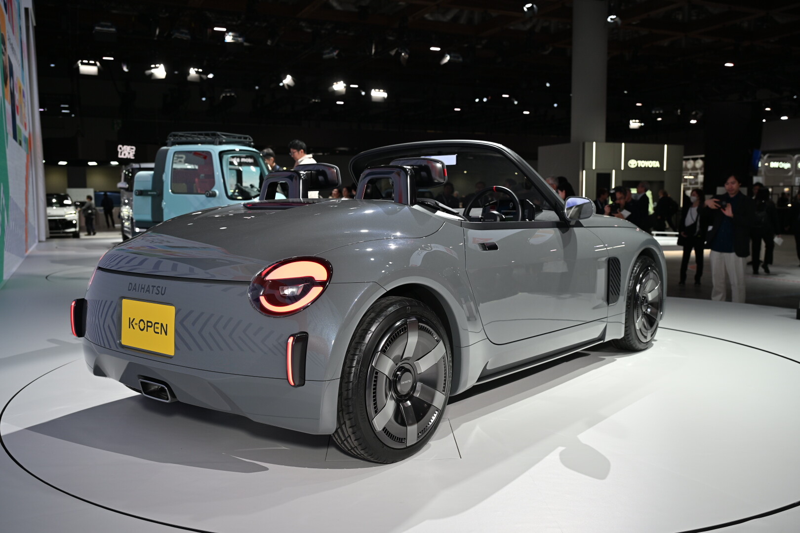 FFをやりきったダイハツが次に選んだのはFR。「K-OPEN」が描く“軽スポーツのこれから”【JMS2025】