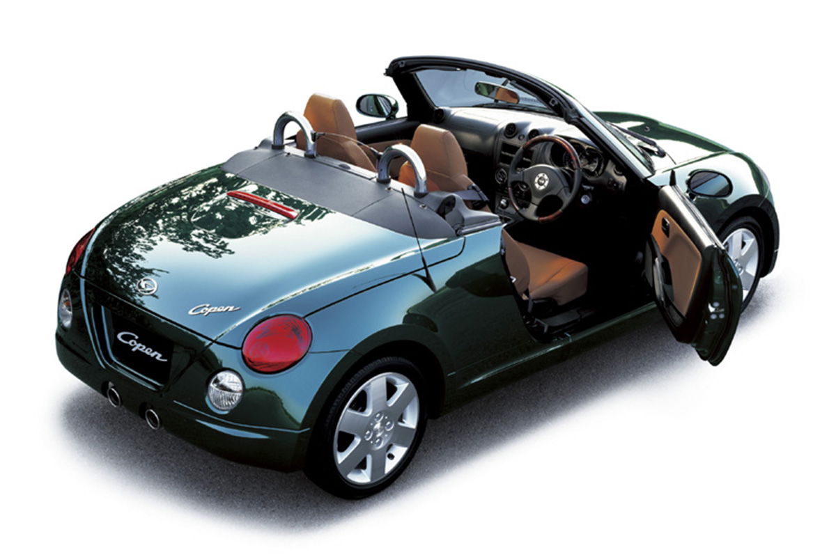 「コペン」現行モデルが2026年夏に生産終了へ。しかしダイハツの“意味深”な企画やコメントに…もしや“次期型”が期待できそうな理由とは？