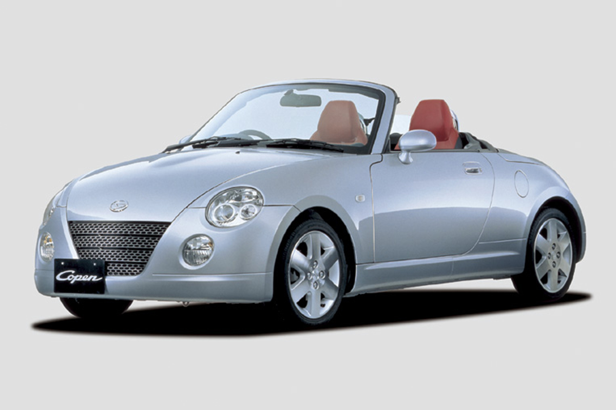 「コペン」現行モデルが2026年夏に生産終了へ。しかしダイハツの“意味深”な企画やコメントに…もしや“次期型”が期待できそうな理由とは？