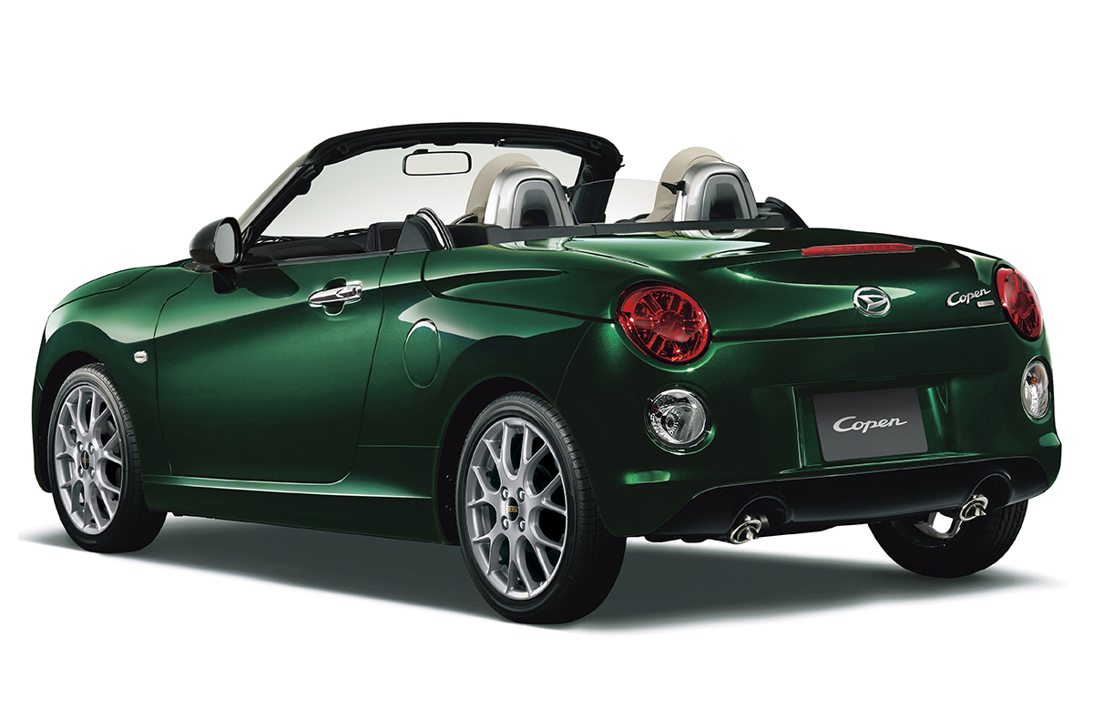 「コペン」現行モデルが2026年夏に生産終了へ。しかしダイハツの“意味深”な企画やコメントに…もしや“次期型”が期待できそうな理由とは？