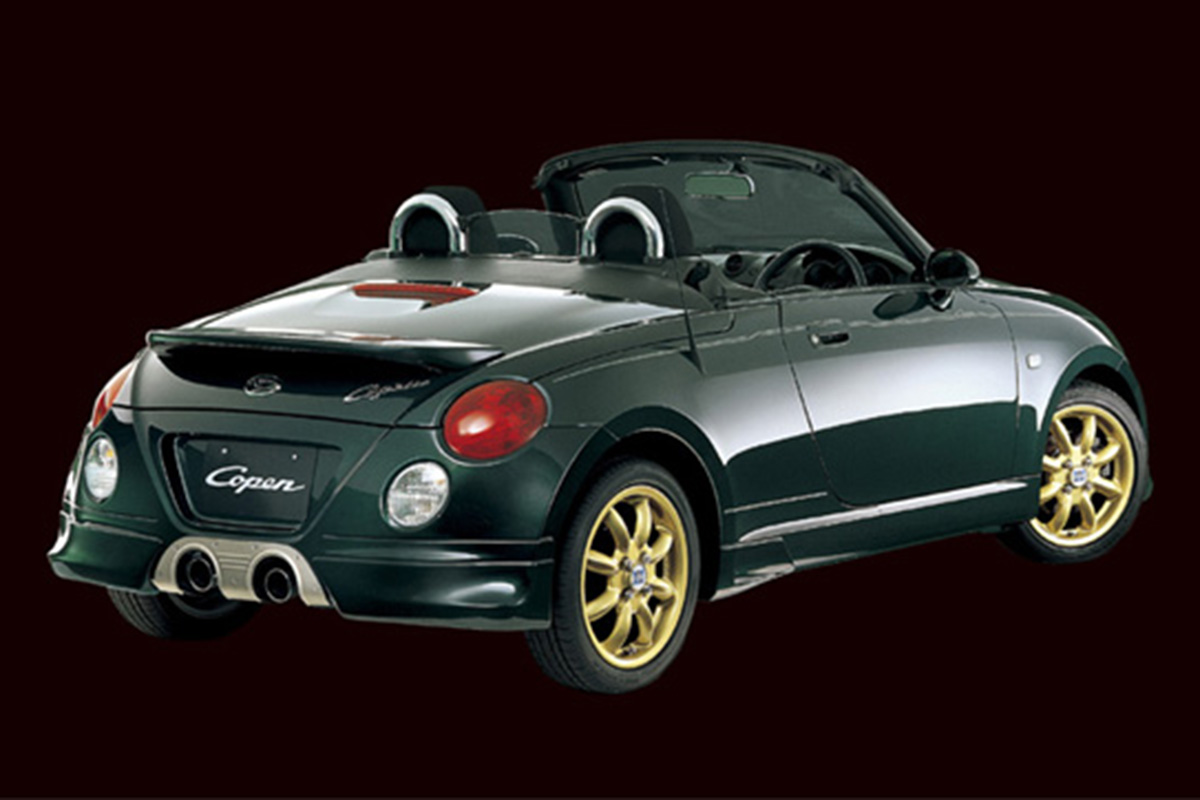 「コペン」現行モデルが2026年夏に生産終了へ。しかしダイハツの“意味深”な企画やコメントに…もしや“次期型”が期待できそうな理由とは？