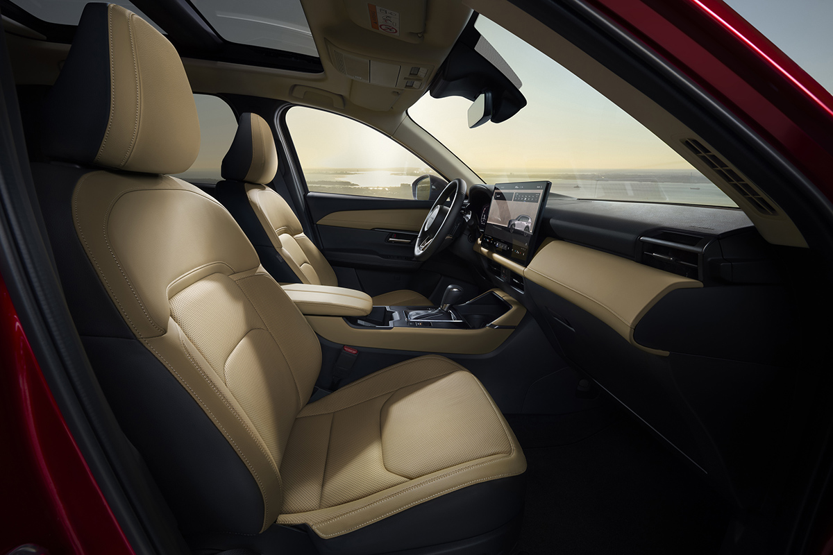 新型「CX-5」への反響は？ デザイン好評もディーゼル廃止に“残念”の声…本命は27年登場のハイブリッドか