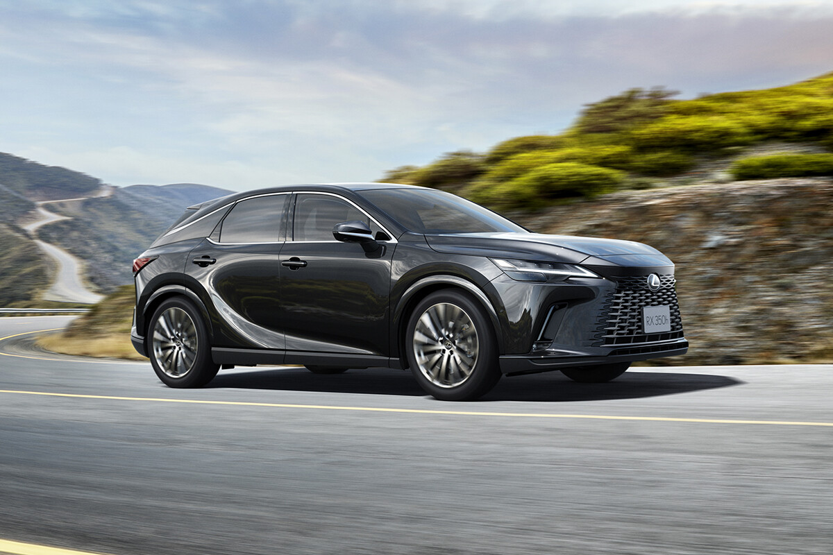 【やっぱり大人気】長らく買えなかったガソリン仕様「RX350」が受注再開。購入者からは「コスパ最強」の呼び声も