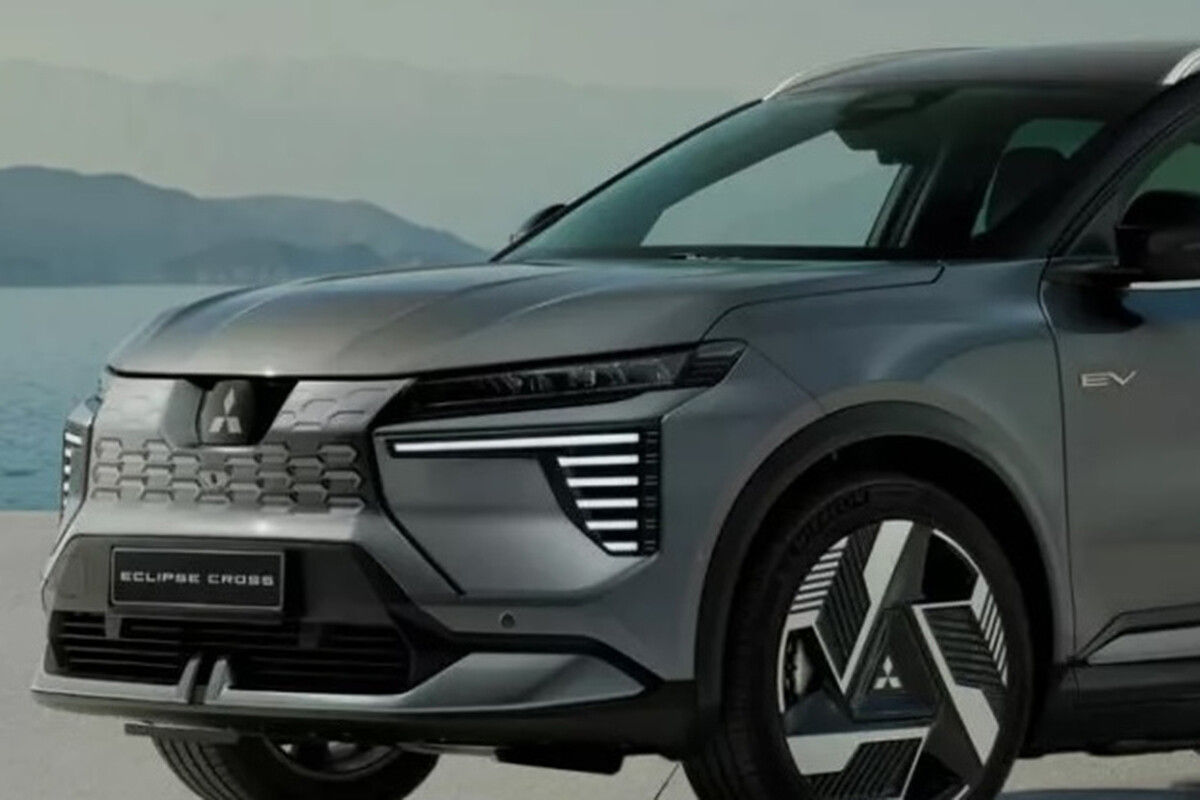 【かっこいいぞ】三菱新型「エクリプス クロス」がBEV＆欧州専用モデルとして登場！ 日本導入の可能性はあるのか？