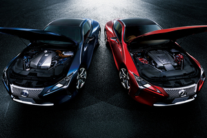 EVシフトに慎重だったトヨタとBMW。「待った」をかけた2社の判断はいま正しかったのか？