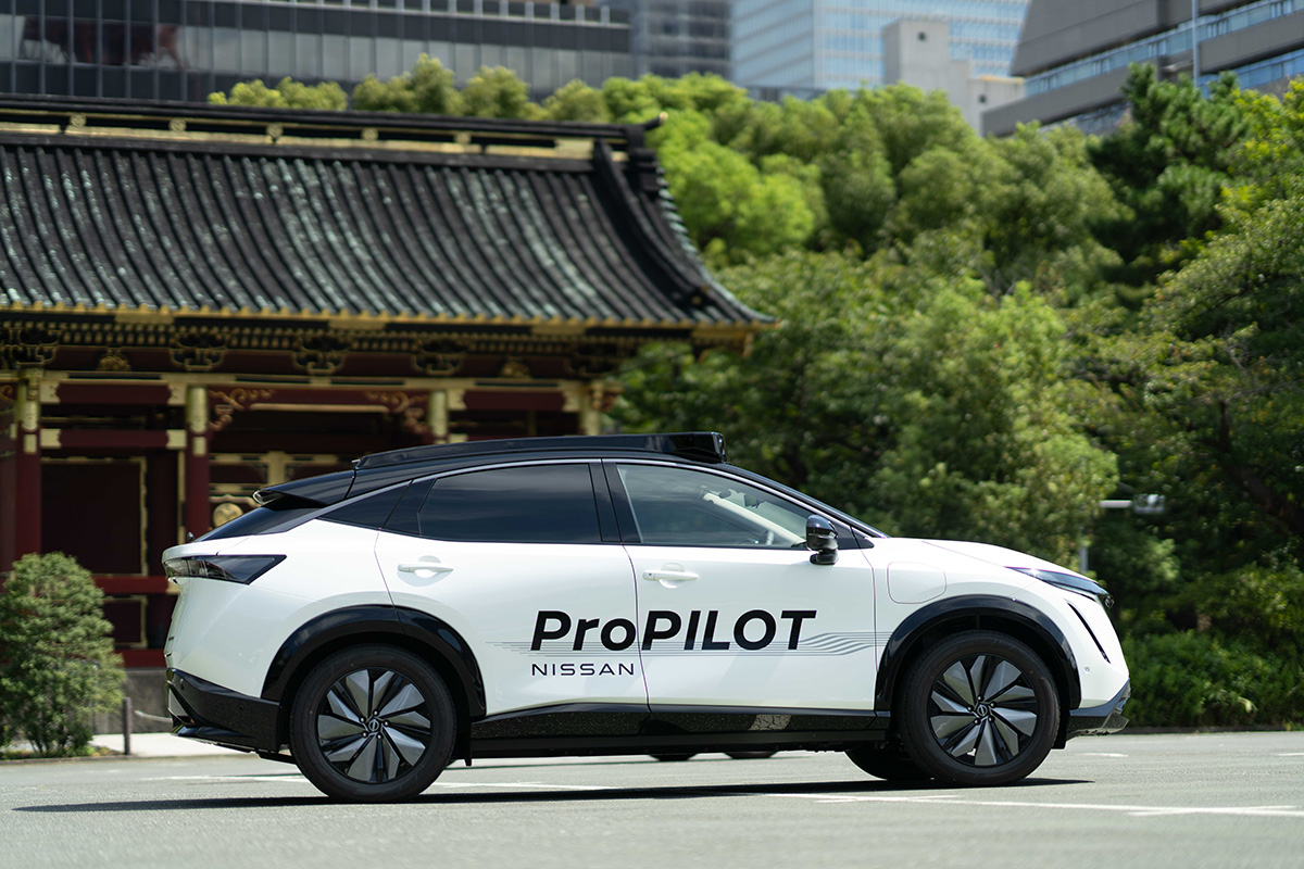日産が次世代「プロパイロット」を発表。27年にはAIによる熟練ドライバー級の運転や、カメラを超える遠方の認識が可能に