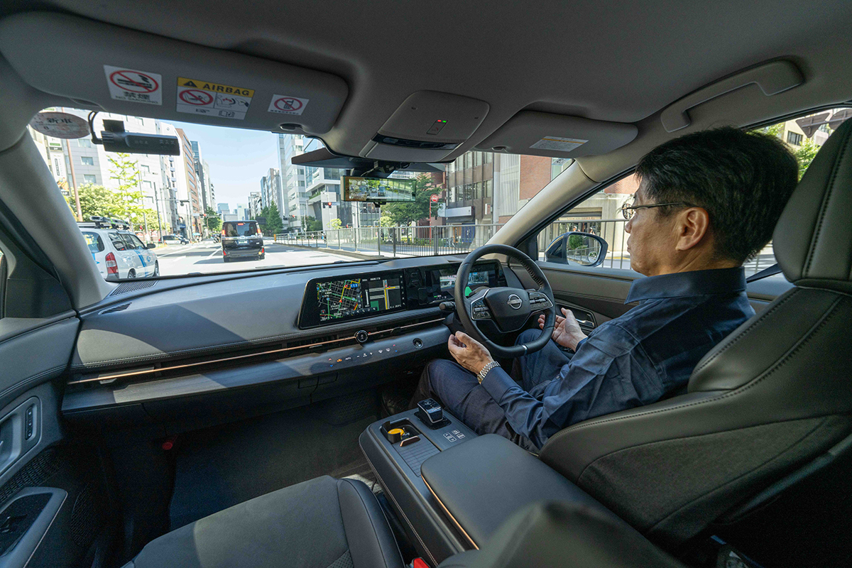 日産が次世代「プロパイロット」を発表。27年にはAIによる熟練ドライバー級の運転や、カメラを超える遠方の認識が可能に