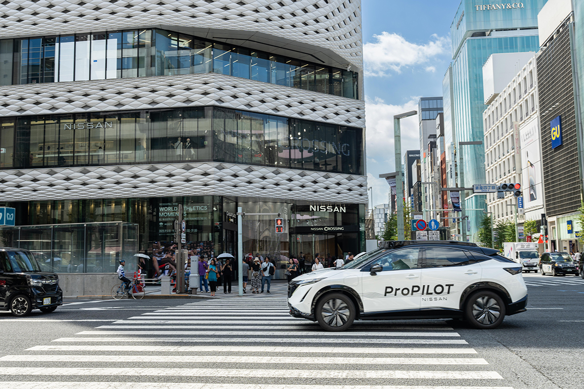 日産が次世代「プロパイロット」を発表。27年にはAIによる熟練ドライバー級の運転や、カメラを超える遠方の認識が可能に