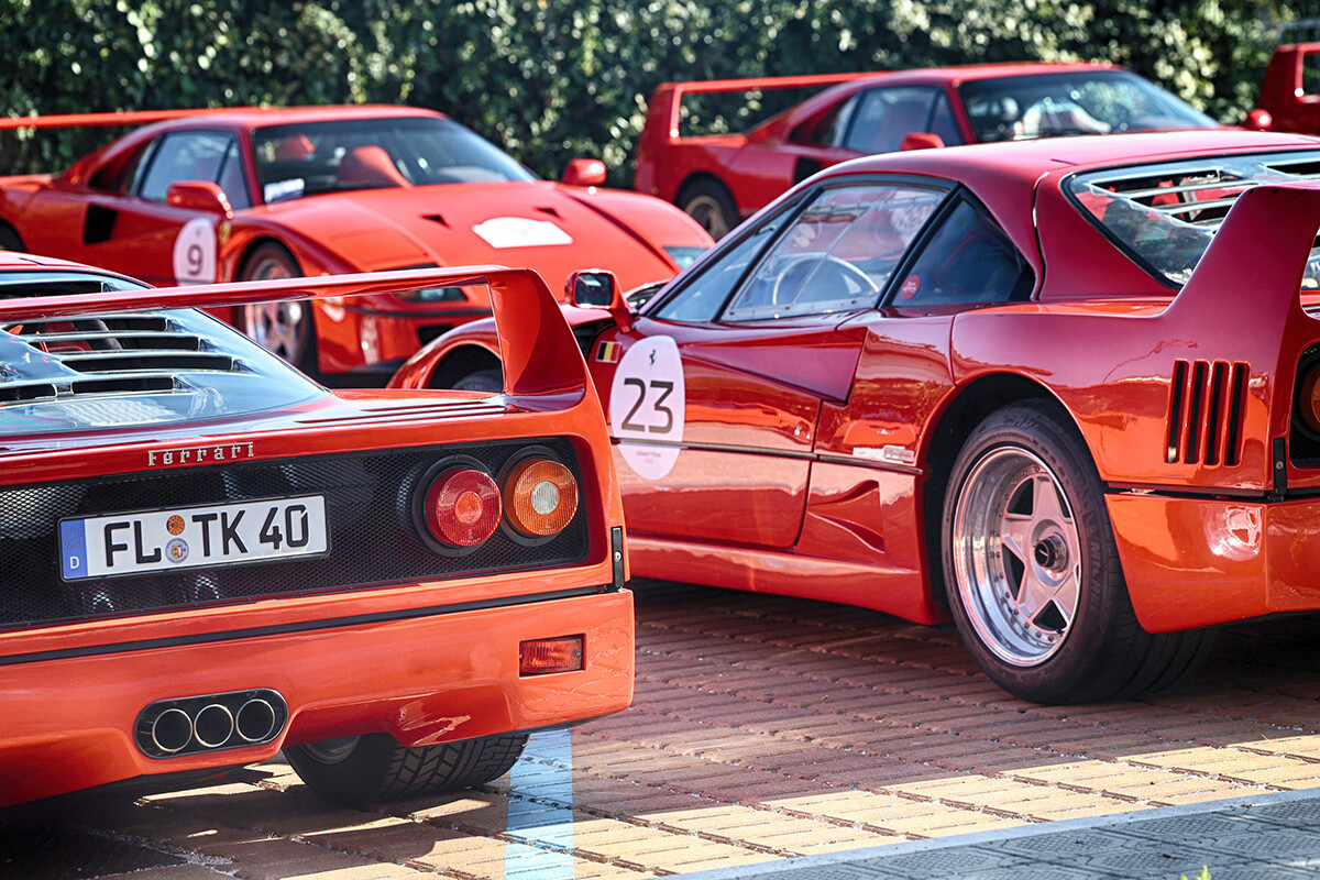 【日本上陸】フェラーリのスペシャルモデル「F80」は衝撃の“5億超え”だが…「最高の跳ね馬」といえば「F40」が挙げられる理由とは