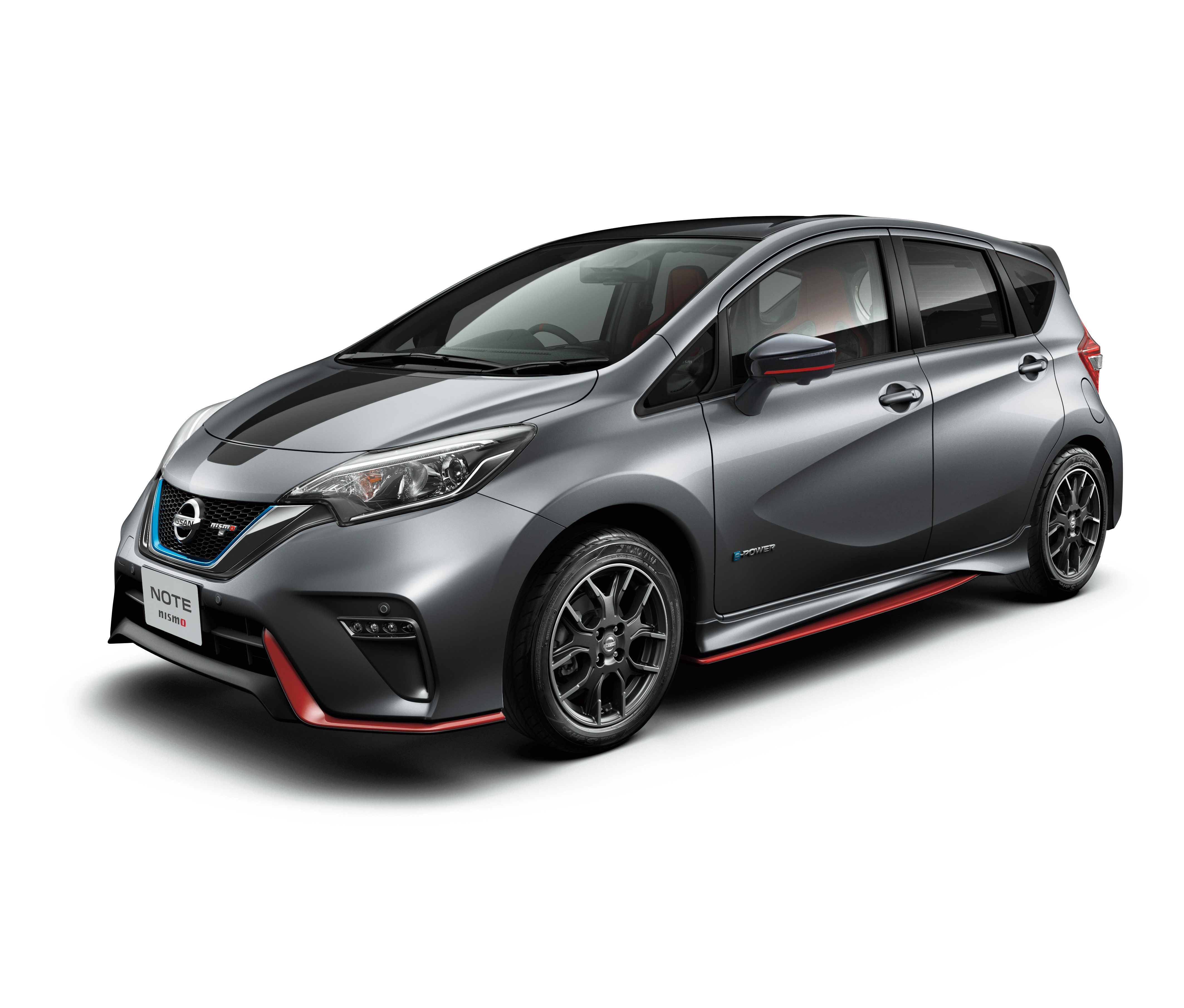 ノートnismoがブラックで精悍に ブラックリミテッド登場 Gq Japan 自動車情報サイト 新車 中古車 Carview