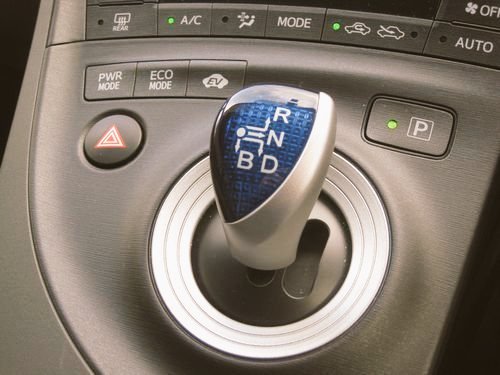 なぜハイブリッド車は誤発進が発生する わかりづらいシフトの長所と短所 ベストカーweb 自動車情報サイト 新車 中古車 Carview