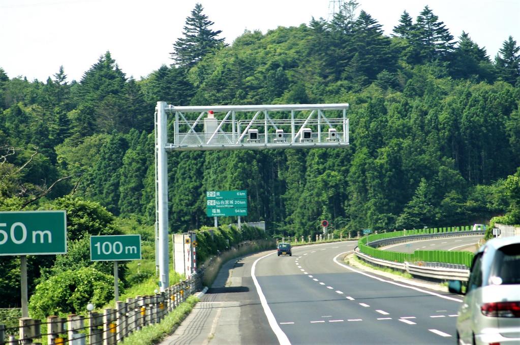 秋のドライブシーズン真っ盛り 特別大公開 東北道はこの自動速度取締機 オービスに要注意 Motorfan 自動車情報サイト 新車 中古車 Carview