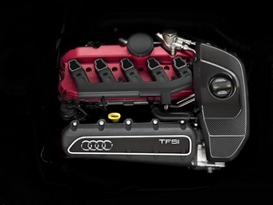 アウディ　2.5 TFSIエンジンがインターナショナル･エンジン･オブ･ザ･イヤーを6年連続受賞