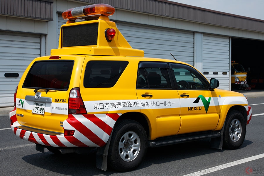 警察車両ではない 黄色いパトカー も違反を取り締まる 幅広い役割で道路の安全守る交通管理隊とは くるまのニュース 自動車情報サイト 新車 中古車 Carview