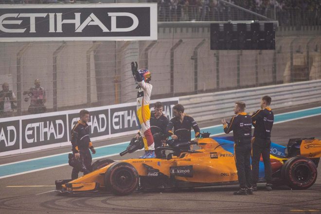 F1第21戦アブダビGPのドライバー・オブ・ザ・デー＆最速ピットストップ賞が発表