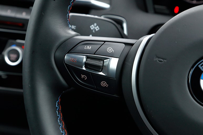 Bmw M2 コンペティション パワーアップし重くなったm2 Carview 自動車情報サイト 新車 中古車 Carview