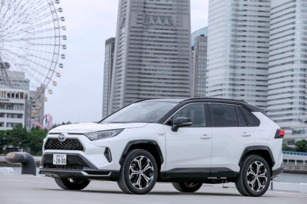 もう単なる割高エコカーじゃない Rav4 Phvは ゲームチェンジャー になれるのか ベストカーweb の写真 自動車情報サイト 新車 中古車 Carview