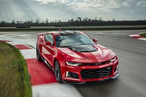 GM、カマロの高性能版“ZL1”を発表