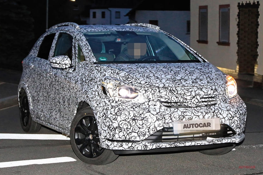 次期型ホンダ フィット ハイブリッドのみ 内装画像も入手 画像枚 Autocar Japan 自動車情報サイト 新車 中古車 Carview