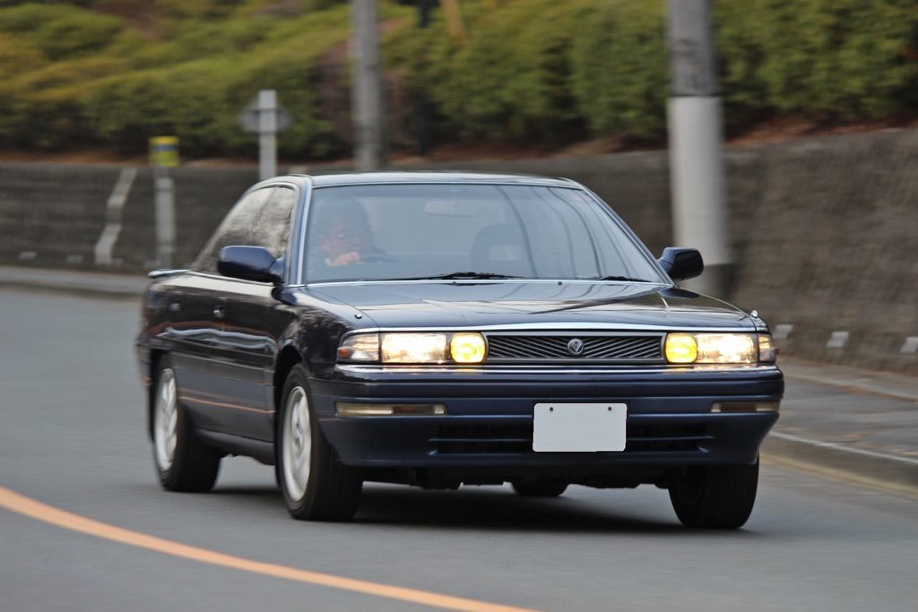 兄弟車の微妙な違いを実車で検証 ペルソナ1800タイプa ユーノス300 1800タイプb Maniaxcars Web Option 自動車情報サイト 新車 中古車 Carview