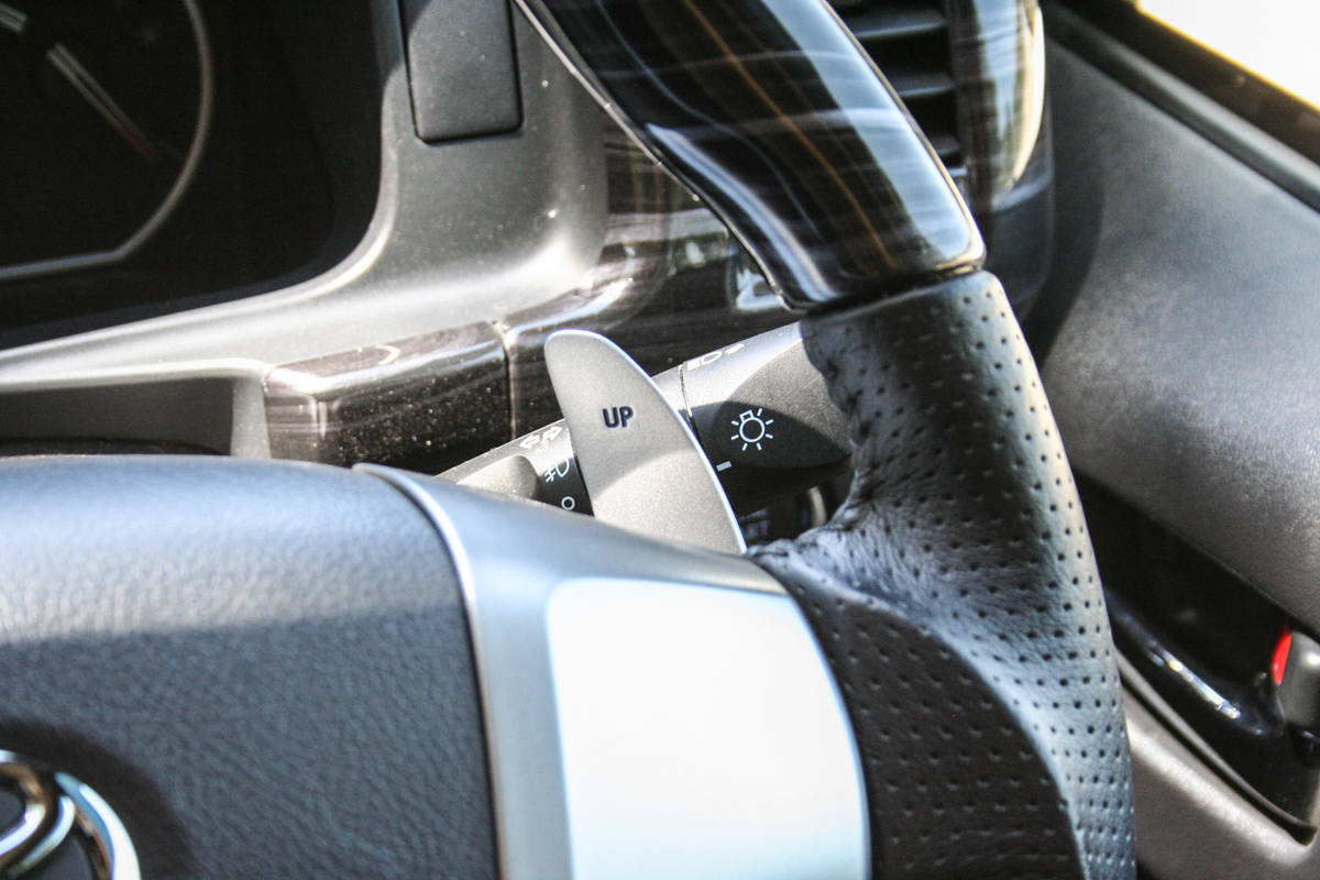 意のままにシフト操作 ハイエース アルファードでパドルシフトが装着可能に Auto Messe Web 自動車情報サイト 新車 中古車 Carview