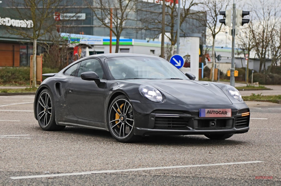 よりワイドでパワフル 新型ポルシェ911ターボ ターボs 年モデル ジュネーブで披露へ Autocar Japan 自動車情報サイト 新車 中古車 Carview