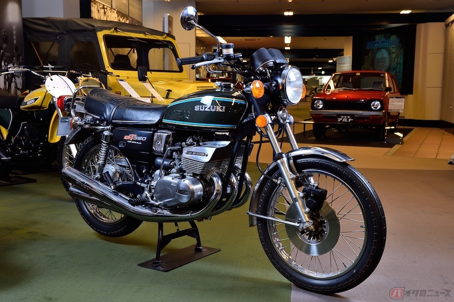 スズキgt380に取り付けられた三段シート背面にはポエムが記されていた 木下隆之の またがっちゃいましたvol 31 バイクのニュース の写真 自動車情報サイト 新車 中古車 Carview
