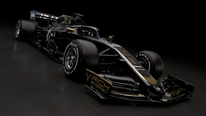 ハースf1が19年シーズンのマシンカラーリングを発表 黒と金の配色でイメージを一新 Autosport Web 自動車情報サイト 新車 中古車 Carview