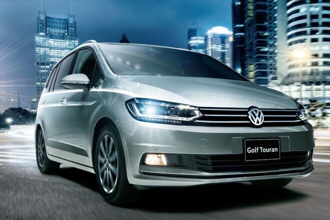 VW、渋滞時追従支援を標準化した『ゴルフ・トゥーラン』改良モデルを発売
