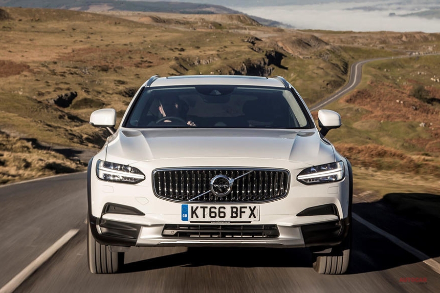 ボルボv90 V90クロスカントリー ディーゼル日本発売 709万円 Autocar Japan 自動車情報サイト 新車 中古車 Carview