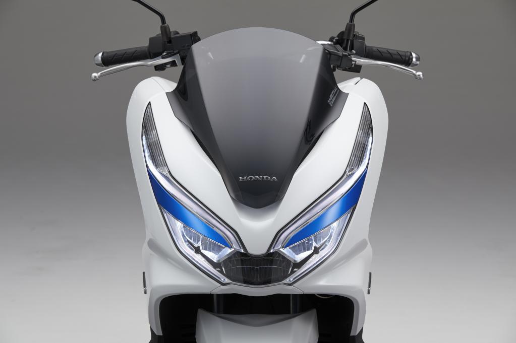 ホンダの電動pcxは企業 個人事業主向け 電動二輪車 Pcx Electric のリース販売を開始 Motorfan 自動車情報サイト 新車 中古車 Carview