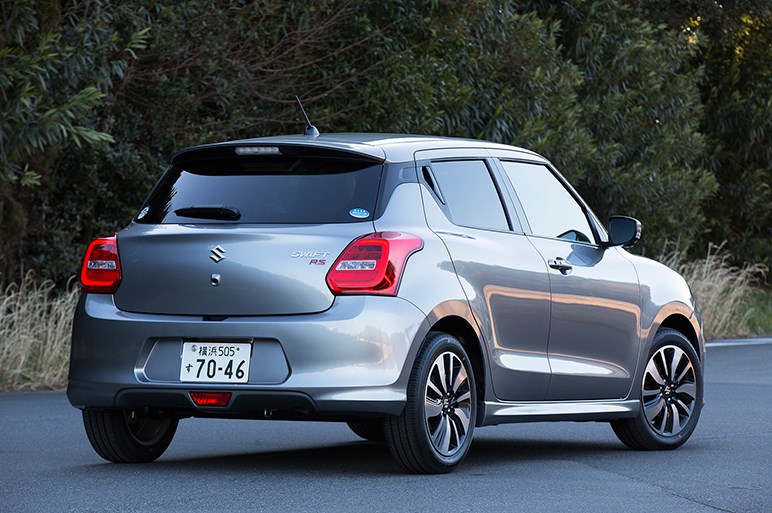ざっくり100kg軽い新型スイフトの衝撃 軽さは七難隠すは本当か Carview 自動車情報サイト 新車 中古車 Carview
