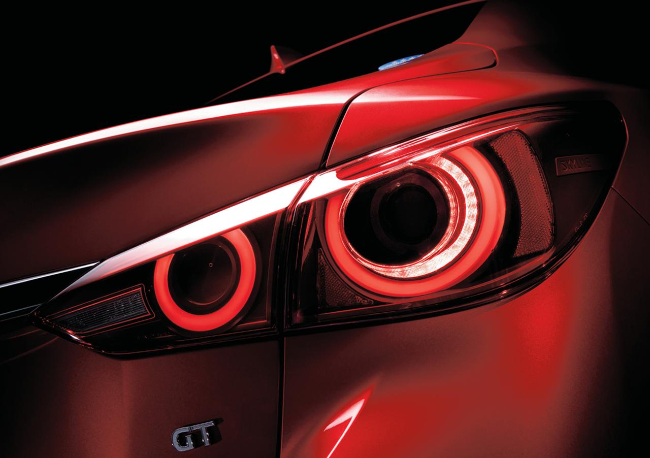 新型スカイライン詳解 4気筒ターボは消滅し 3 5l V6ハイブリッドと新設定3l V6ツインターボに その1 アウトライン編 Webモーターマガジン 自動車情報サイト 新車 中古車 Carview