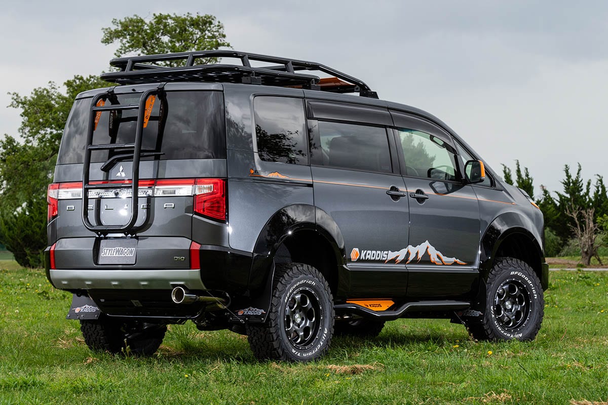 新型デリカd 5のactive Gear その塗り分け アリかも カディスが提案するオフ系カスタム スタイルワゴン ドレスアップナビ 自動車情報サイト 新車 中古車 Carview