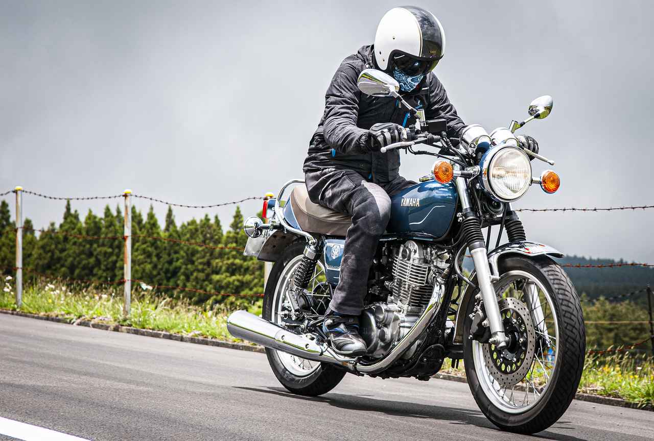 前編 ヤマハ Sr400 だけは無条件に愛していい しかも400ccで 万円って 実は250ccバイクよりもお買い得 Yamaha Sr400 Webオートバイ 自動車情報サイト 新車 中古車 Carview