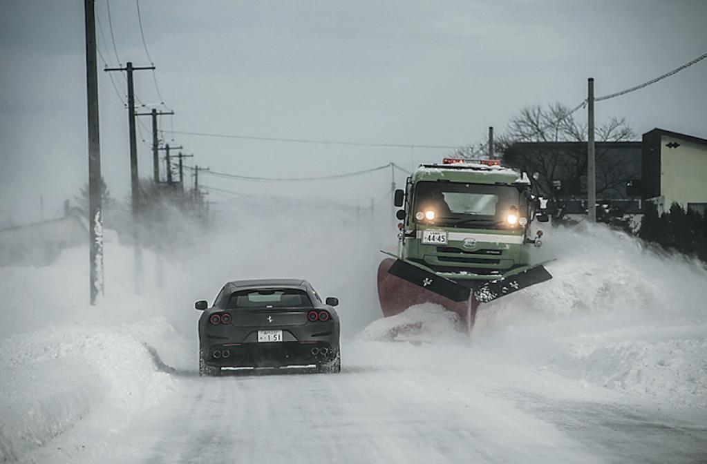 冬の稚内は最高の車両性能テストだ フェラーリとレンジローバーの雪上走行は確かだった Motorfan の写真 6ページ目 自動車情報サイト 新車 中古車 Carview