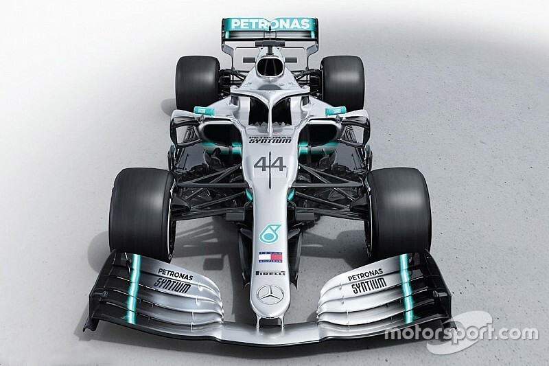 メルセデス　w10 メルセデスF1、125周年を記念したホワイトアローのW10を公開