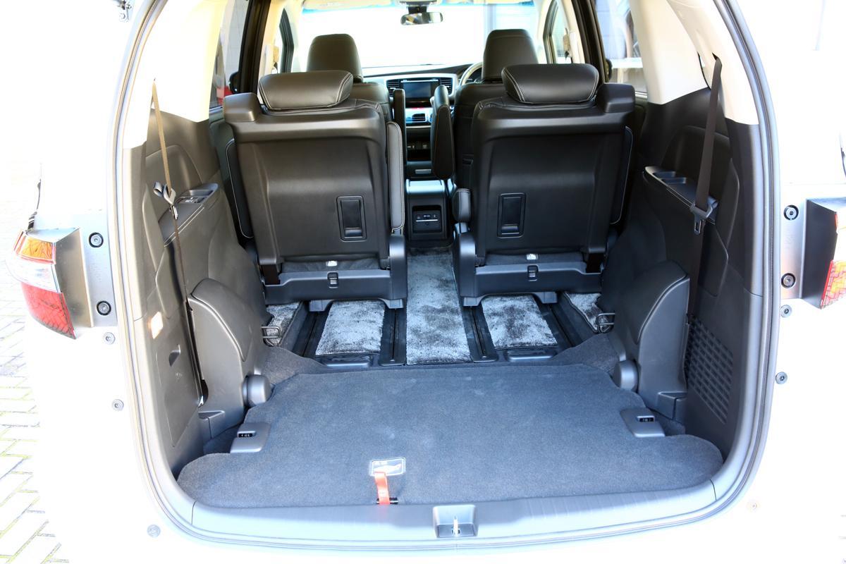フル乗車上等 ３列シートを起こしたままでも積載力抜群のミニバン５選 Web Cartop 自動車情報サイト 新車 中古車 Carview