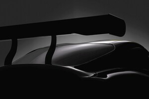 トヨタがジュネーブモーターショーで発表するスポーツカー。そのルーツをルーフ形状が示す