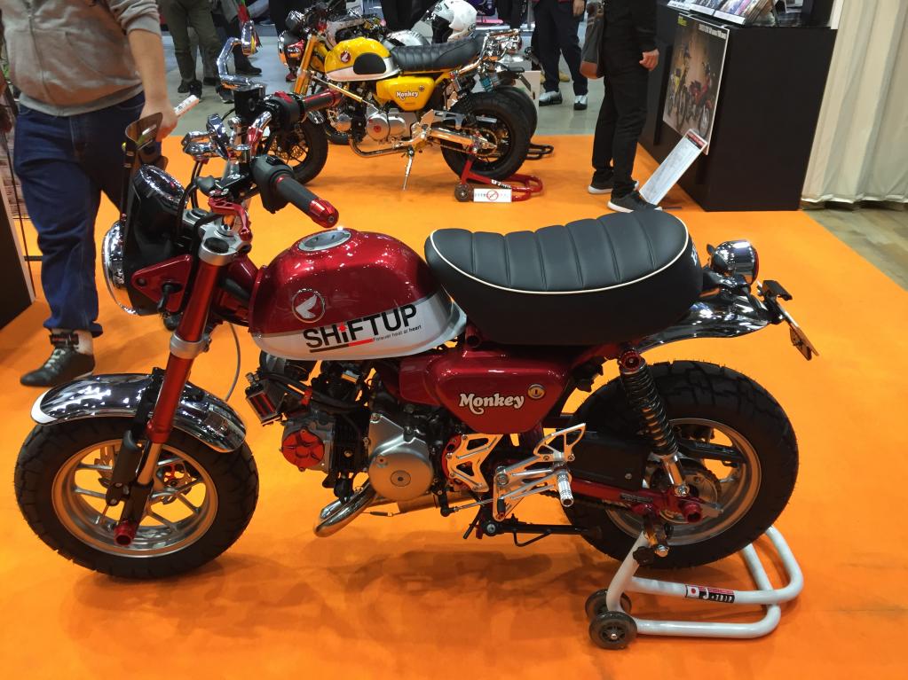50ccモンキーの人気カスタムメニューがモンキー125にも トルネードマフラーがズッドーン 東京モーターサイクルショー19 シフトアップ Motorfan 自動車情報サイト 新車 中古車 Carview