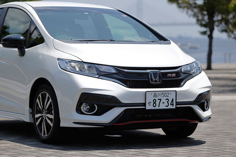大幅改良された新型フィット 4グレードに試乗してそれぞれの味を確かめた Carview 自動車情報サイト 新車 中古車 Carview