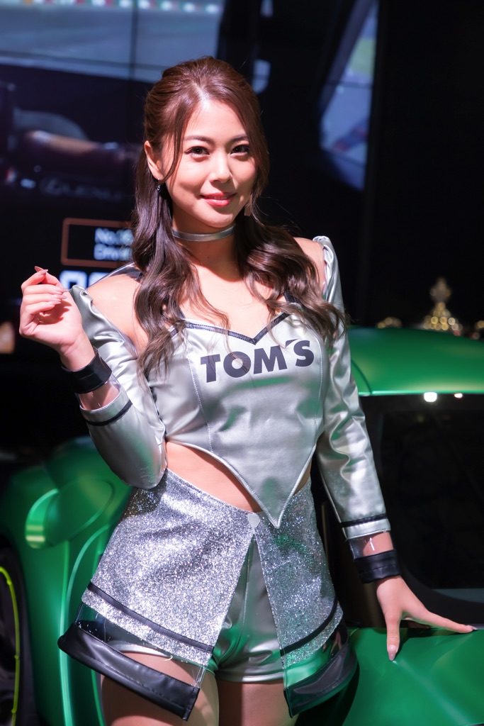 東京オートサロン イベントを彩るコンパニオン特集 Part 7 Tom S Cusco Falconer Web Option の写真 11ページ目 自動車情報サイト 新車 中古車 Carview