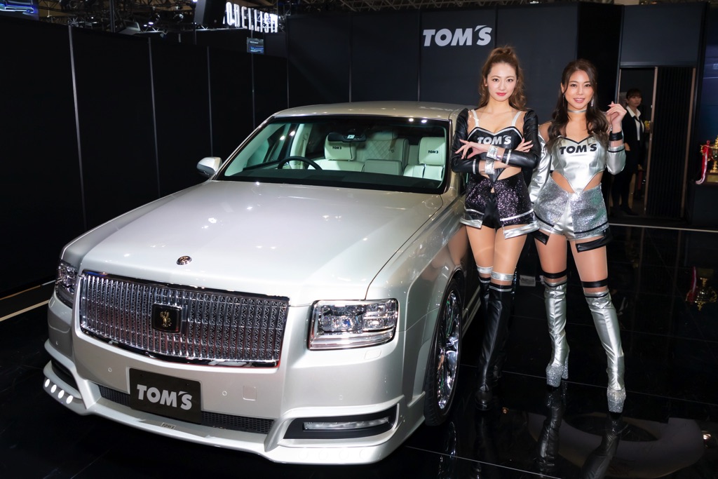 東京オートサロン2020 イベントを彩るコンパニオン特集 Part 7 Tom S Cusco Falconer Web Option 自動車情報サイト 新車 中古車 Carview